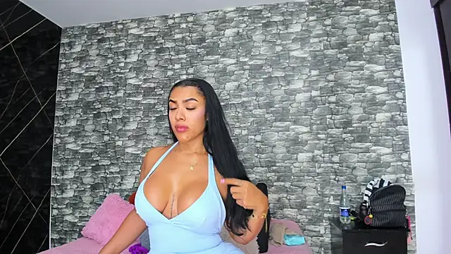 HeidyWillss online show from September 19, 2025, 7:25 pm