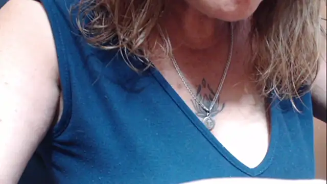 Hellensextits online show from February 2, 2025, 5:04 pm