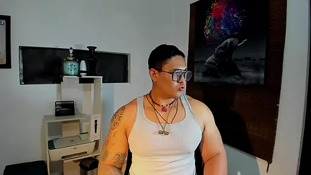 Snapshot of Colton_Massif chatting on January 22, 2025, 8:18 am Colton Massif online show from January 22, 2025, 8:18 am