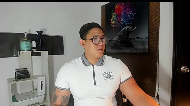 Snapshot of Colton_Massif chatting on January 26, 2025, 11:08 pm Colton Massif online show from January 26, 2025, 11:08 pm