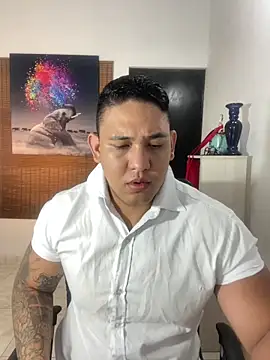 Snapshot of Colton_Massif chatting on March 16, 2025, 12:45 am Colton Massif online show from March 16, 2025, 12:45 am