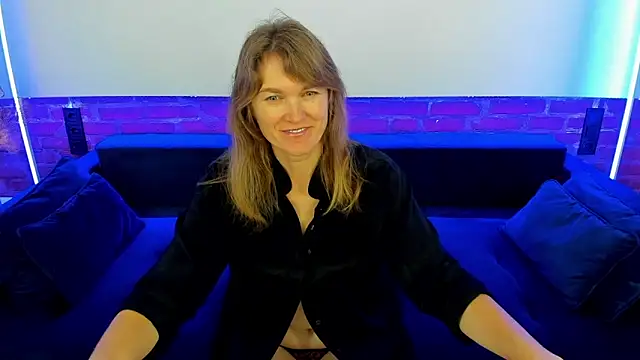 Anabell xxx online show from October 12, 2025, 6:01 am