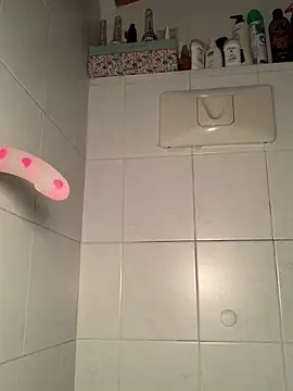 Snapshot of nenalayla chatting on March 11, 2025, 10:51 am nenalayla online show from March 11, 2025, 10:51 am