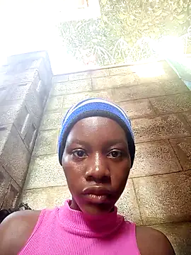 Snapshot of Petite_li chatting on November 23, 2025, 6:02 am Petite li online show from November 23, 2025, 6:02 am