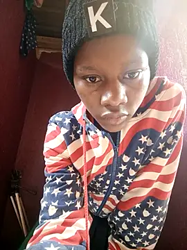 Snapshot of Petite_li chatting on February 22, 2026, 5:51 am Petite li online show from February 22, 2026, 5:51 am