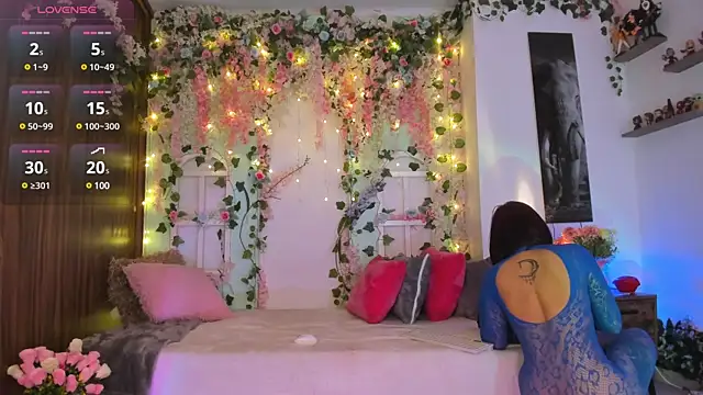 Snapshot of athena_samael69 chatting on January 14, 2025, 2:50 am athena samael69 online show from January 14, 2025, 2:50 am