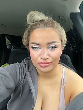 EmiliaPetrova online show from March 22, 2025, 4:26 pm