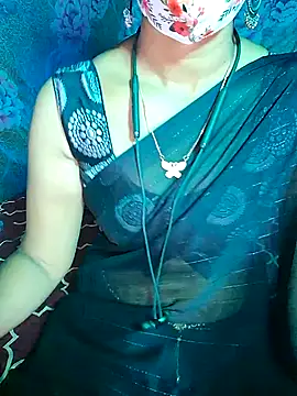 Snapshot of XBHUUME chatting on January 6, 2025, 5:16 pm XBHUUME online show from January 6, 2025, 5:16 pm