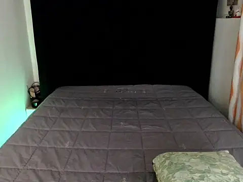 Angelic Fuckerxxx online show from October 11, 2025, 5:28 am