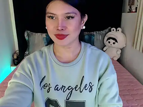 Angelic Fuckerxxx online show from December 16, 2025, 5:40 pm