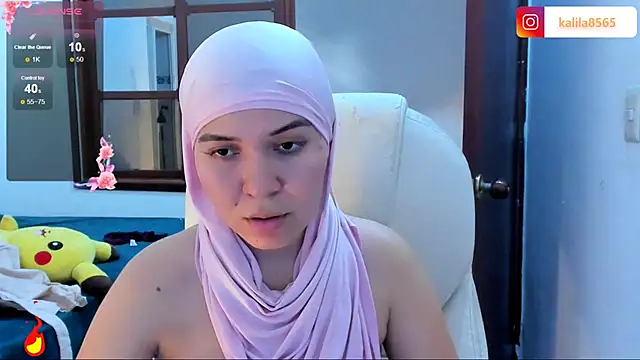 MatchedEyebrow online show from October 29, 2025, 9:16 pm