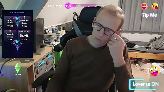 sexmenlion online show from November 29, 2025, 9:18 pm