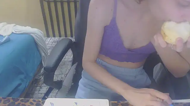 Laco-cO online show from November 9, 2025, 4:16 pm