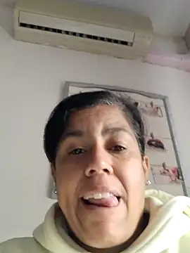 Molly newman6 online show from March 21, 2026, 11:48 am