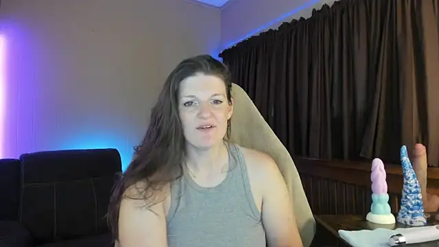 Kelly Carolina online show from October 5, 2025, 12:14 pm