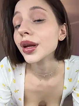 Camilla Railian online show from December 20, 2024, 10:54 pm