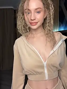 Camilla Railian online show from January 30, 2025, 6:10 pm