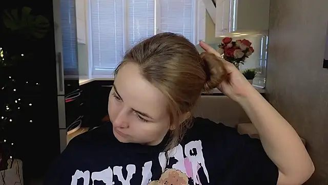 Mira Mermayd online show from March 20, 2026, 1:10 am