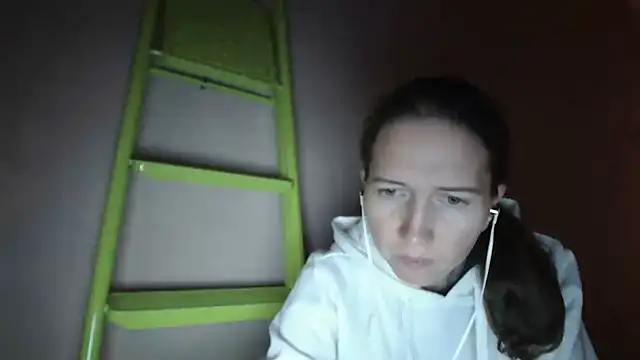 Snapshot of Sexy_MargoX_ chatting on December 22, 2024, 12:28 am Sexy MargoX online show from December 22, 2024, 12:28 am