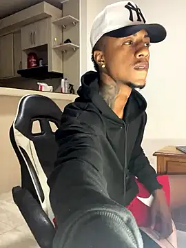 Snapshot of YeremiBrowm chatting on January 16, 2026, 4:00 pm YeremiBrowm online show from January 16, 2026, 4:00 pm