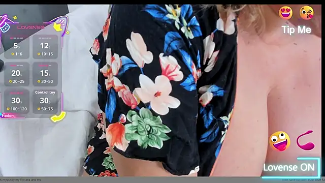 wildangeloflove online show from October 20, 2025, 6:08 pm