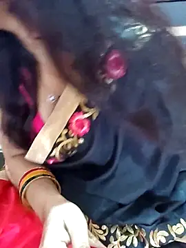 Snapshot of Diya_143 chatting on March 15, 2026, 8:09 am Diya 143 online show from March 15, 2026, 8:09 am