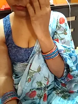 Snapshot of Diya_143 chatting on April 8, 2026, 7:41 am Diya 143 online show from April 8, 2026, 7:41 am