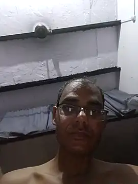 ajayraj0000 online show from September 13, 2025, 10:20 pm
