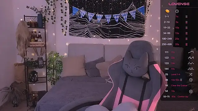 IrmaBell online show from October 9, 2025, 10:52 pm