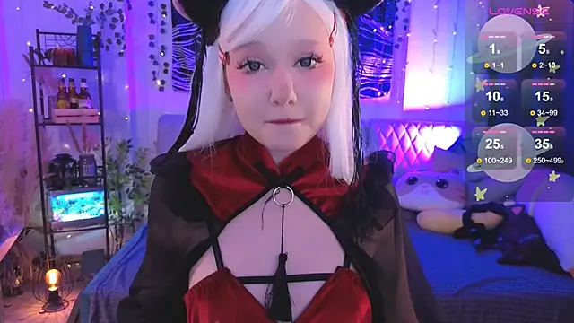 IrmaBell online show from November 30, 2025, 3:43 am