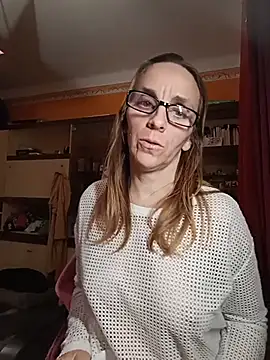 Snapshot of Dettybitch40 chatting on November 19, 2025, 8:09 pm Dettybitch40 online show from November 19, 2025, 8:09 pm