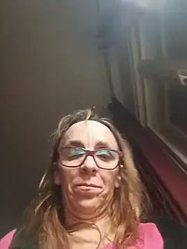 Snapshot of Dettybitch40 chatting on December 1, 2025, 2:55 pm Dettybitch40 online show from December 1, 2025, 2:55 pm