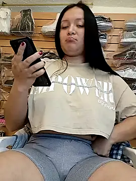 Arisha34 online show from September 30, 2025, 8:25 pm