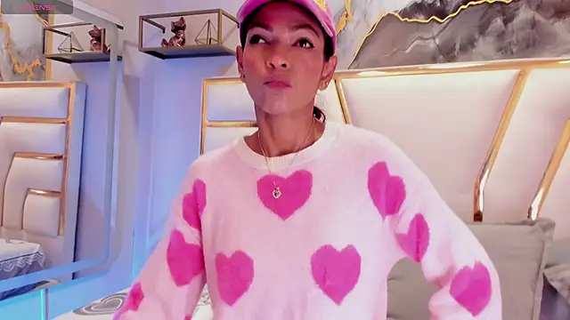 HannaPetit online show from January 18, 2026, 11:47 am