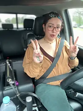 nativepumpkin95 online show from April 17, 2026, 10:35 pm