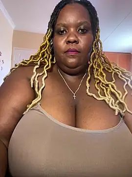 Snapshot of Michyboldy chatting on January 28, 2025, 10:02 am Michyboldy online show from January 28, 2025, 10:02 am