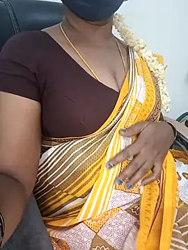 Tamil-hotwife online show from April 14, 2026, 6:14 pm