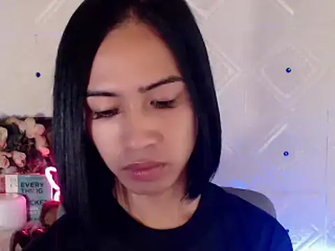 Snapshot of Lemonadexxx chatting on February 19, 2025, 12:33 pm Lemonadexxx online show from February 19, 2025, 12:33 pm