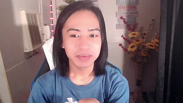 Lemonadexxx online show from December 15, 2025, 6:45 pm