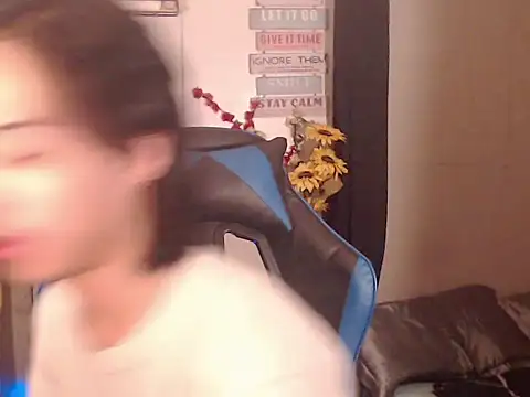 Lemonadexxx online show from March 25, 2026, 9:48 am