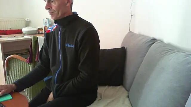 Manuchao 666 online show from June 10, 2026, 10:58 am