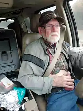 CDforU online show from October 30, 2025, 3:24 pm