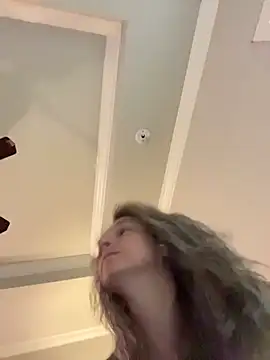 Vivian MayXxX online show from November 22, 2025, 10:42 pm