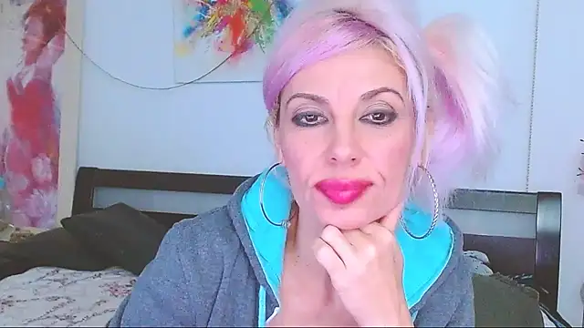 HoneyLara online show from March 6, 2025, 4:08 am