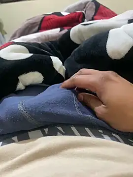 Snapshot of stuard-19 chatting on February 11, 2026, 4:06 am stuard-19 online show from February 11, 2026, 4:06 am