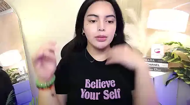 Snapshot of HotstuffCherrySummer chatting on January 9, 2025, 6:17 am HotstuffCherrySummer online show from January 9, 2025, 6:17 am