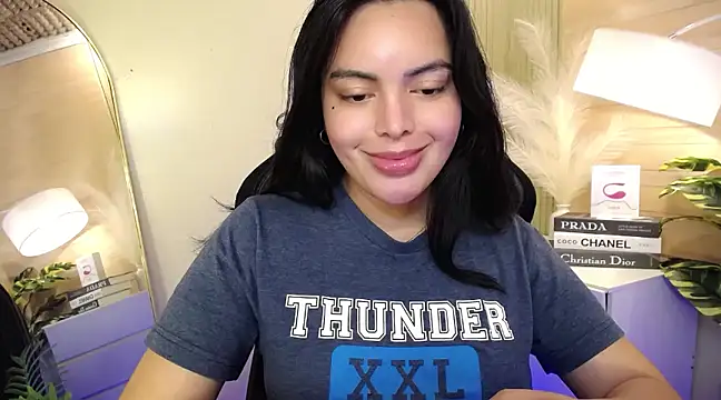 Snapshot of HotstuffCherrySummer chatting on January 10, 2025, 9:44 am HotstuffCherrySummer online show from January 10, 2025, 9:44 am