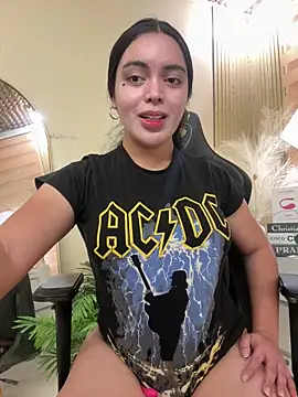 Snapshot of HotstuffCherrySummer chatting on September 14, 2025, 8:13 am HotstuffCherrySummer online show from September 14, 2025, 8:13 am