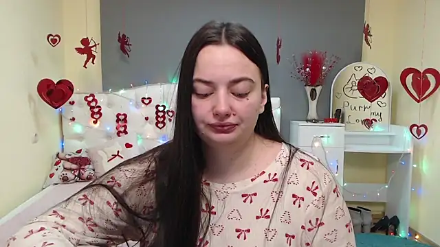 MilanaPrice online show from February 5, 2026, 8:13 pm