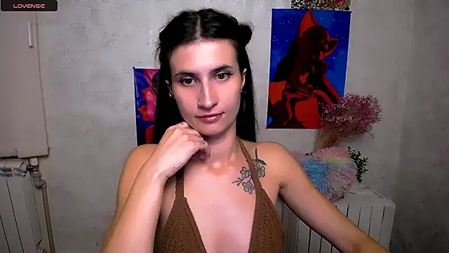 Snapshot of MaryEm976 chatting on September 21, 2025, 11:34 am MaryEm976 online show from September 21, 2025, 11:34 am